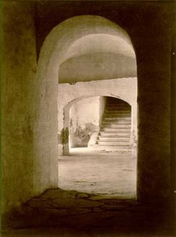 Tina Modotti - Convento di tepotzotlan, Messico, 1926 Tina Modotti - Convento di tepotzotlan, Messico, 1926